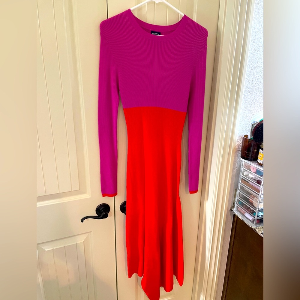 NWOT Scoop Colorblocked Sweater Dress